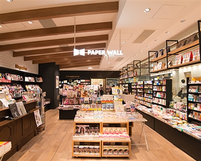 �y�[�p�[�E�H�[���G�L���[�g����G�L�i�J�X